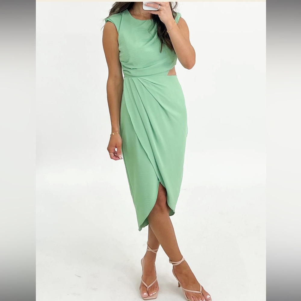 Lily green dress